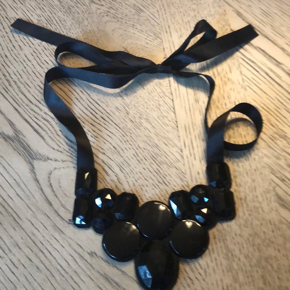 Ribbon Beaded Necklace - Picture 1 of 2